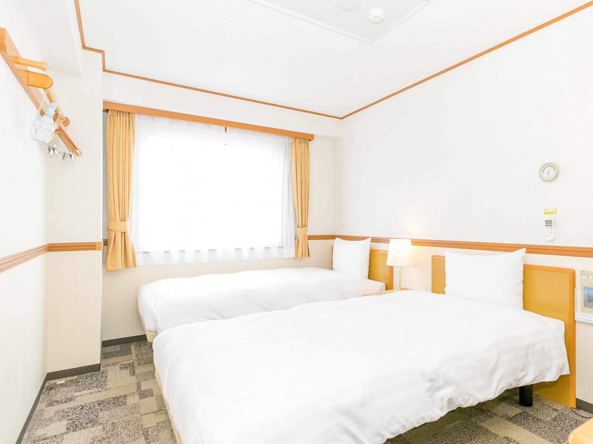 Toyoko Inn Tokyo Monzen-Nakacho Eitaibashi Exterior foto