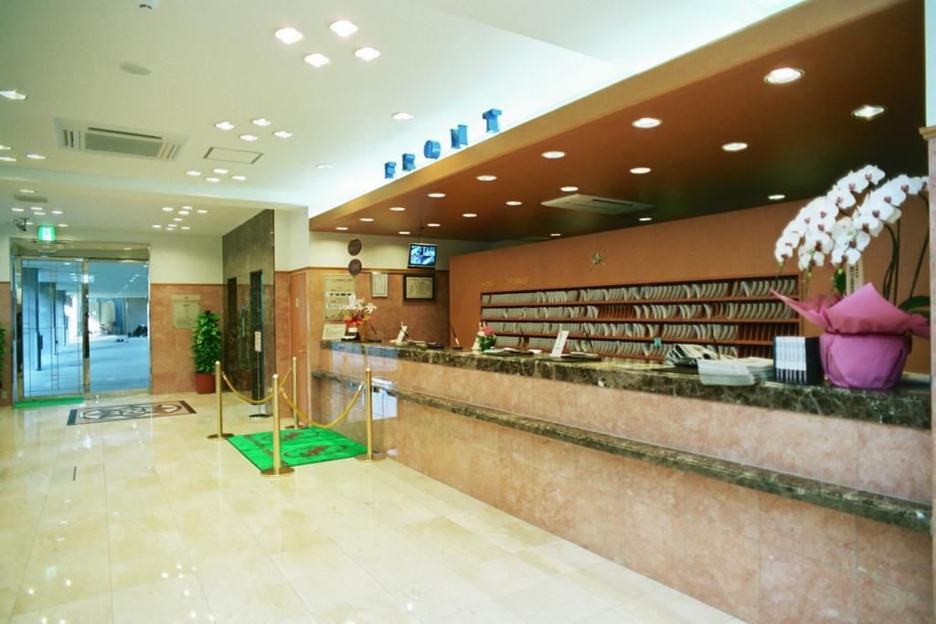 Toyoko Inn Tokyo Monzen-Nakacho Eitaibashi Exterior foto